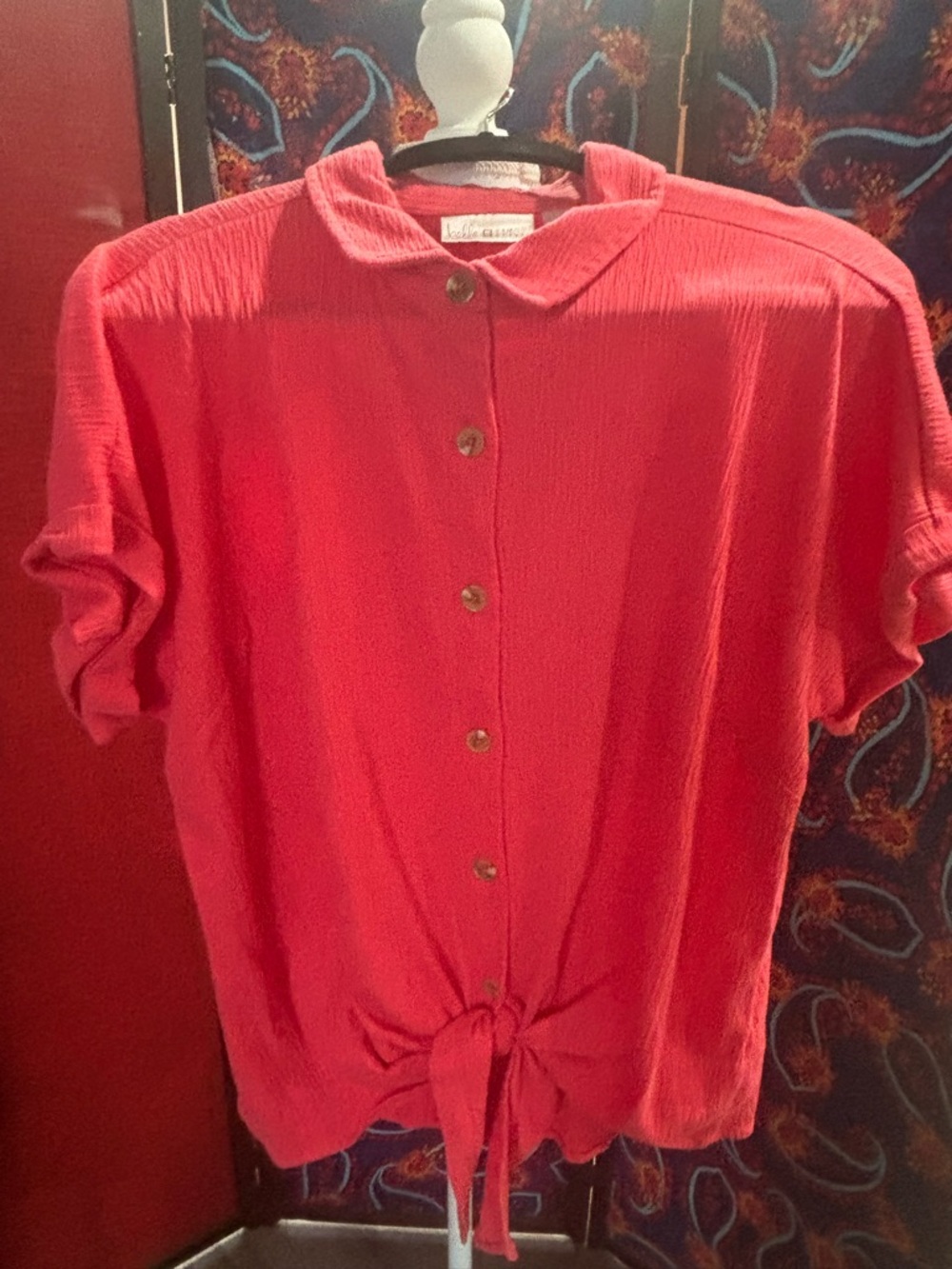 Belle by Kim Gravel Coral Button-Front Tie-Hem Top